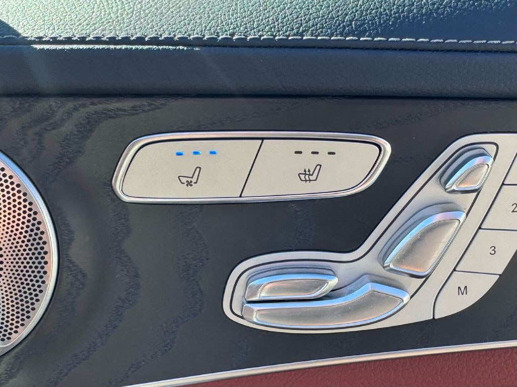 2015 Mercedes-Benz C-Class Image 9