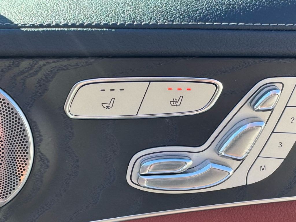 2015 Mercedes-Benz C-Class Image 10