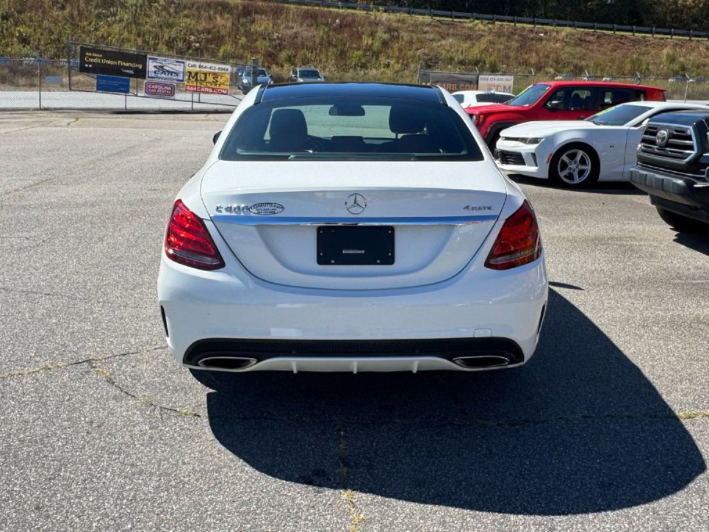 2015 Mercedes-Benz C-Class Image 19