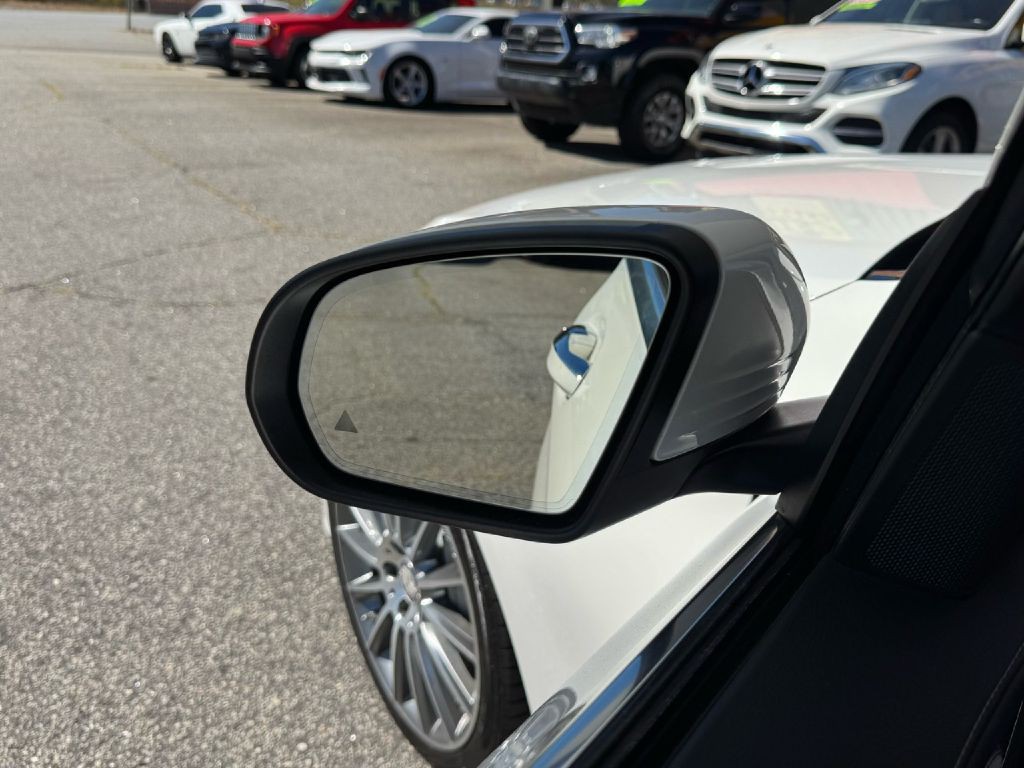 2015 Mercedes-Benz C-Class Image 36
