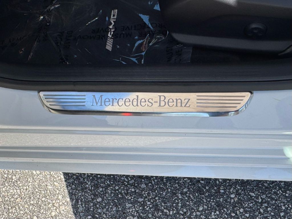 2015 Mercedes-Benz C-Class Image 44