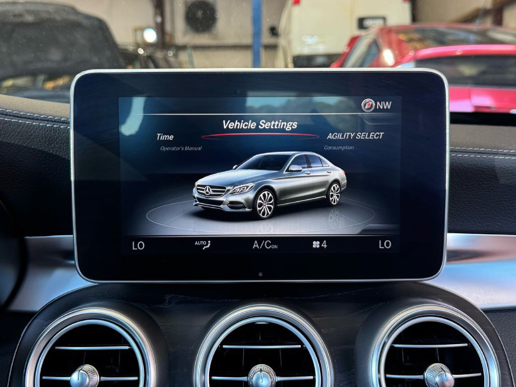 2015 Mercedes-Benz C-Class Image 58