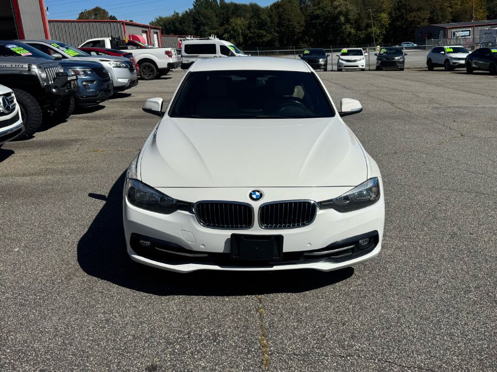 2017 BMW 3 Series Image 4