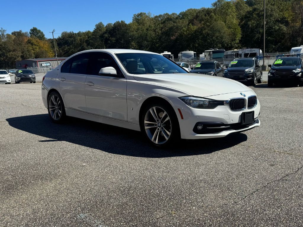 2017 BMW 3 Series Image 5