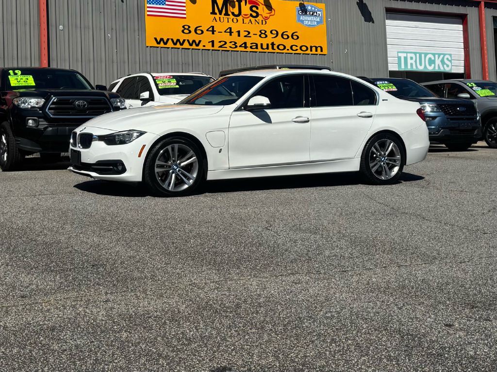 2017 BMW 3 Series Image 70