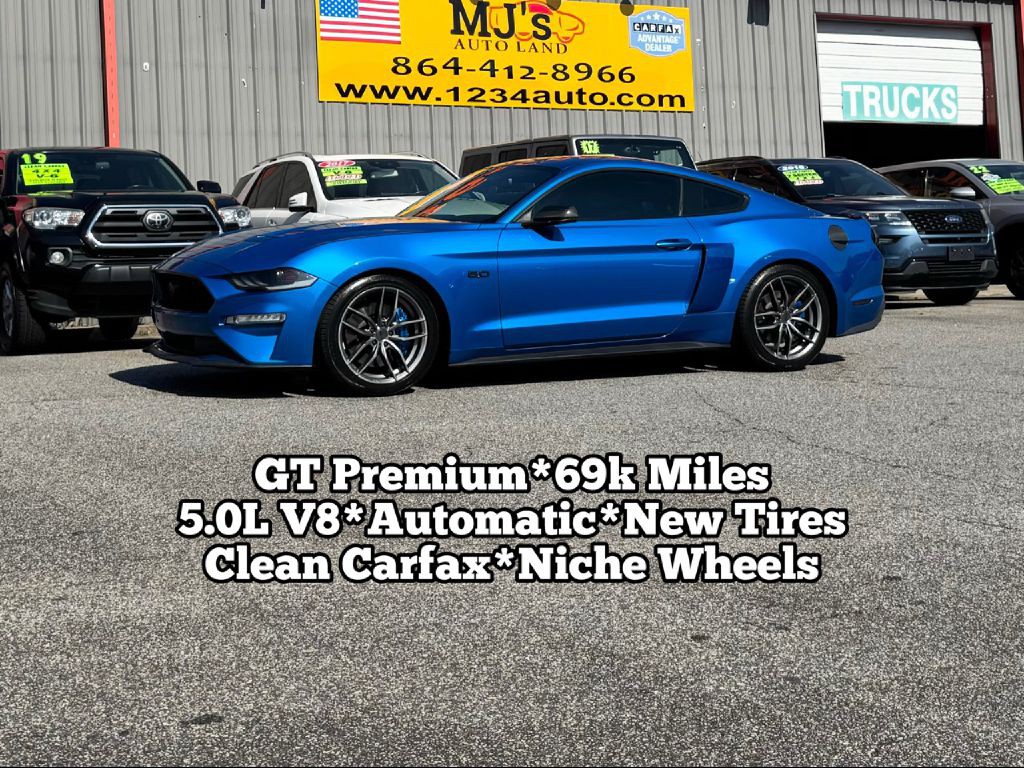 2019 Ford Mustang Image 1