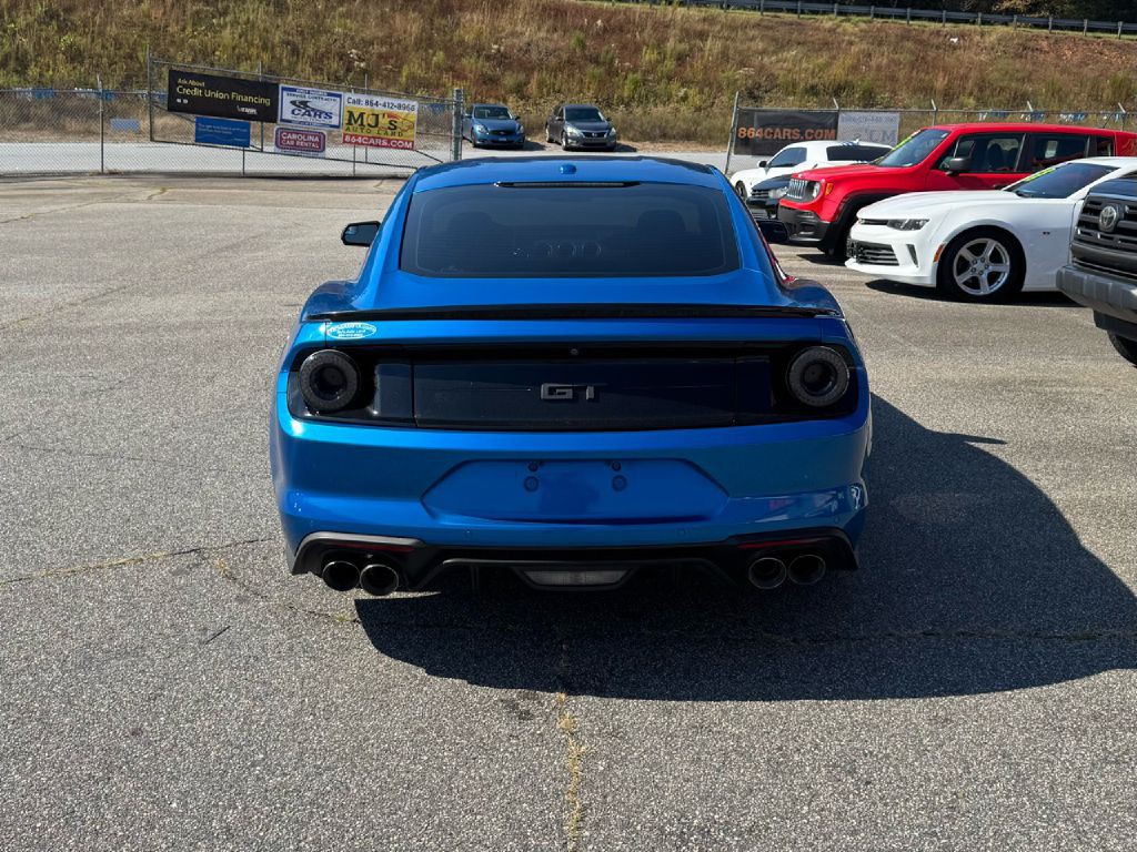 2019 Ford Mustang Image 16