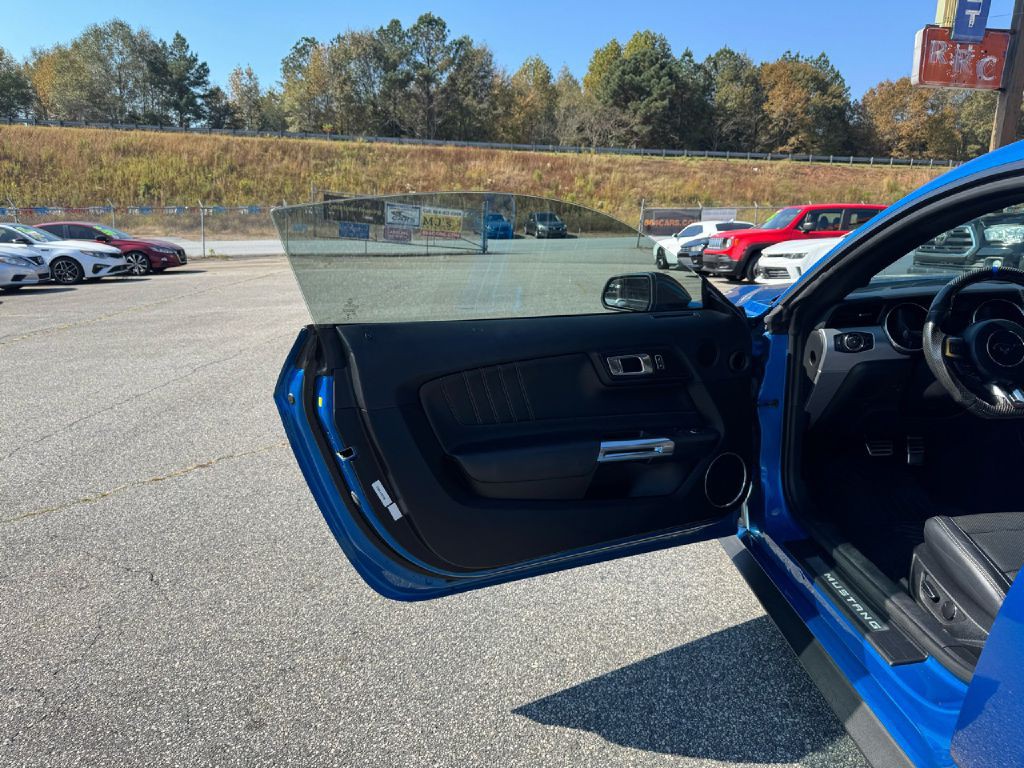 2019 Ford Mustang Image 25