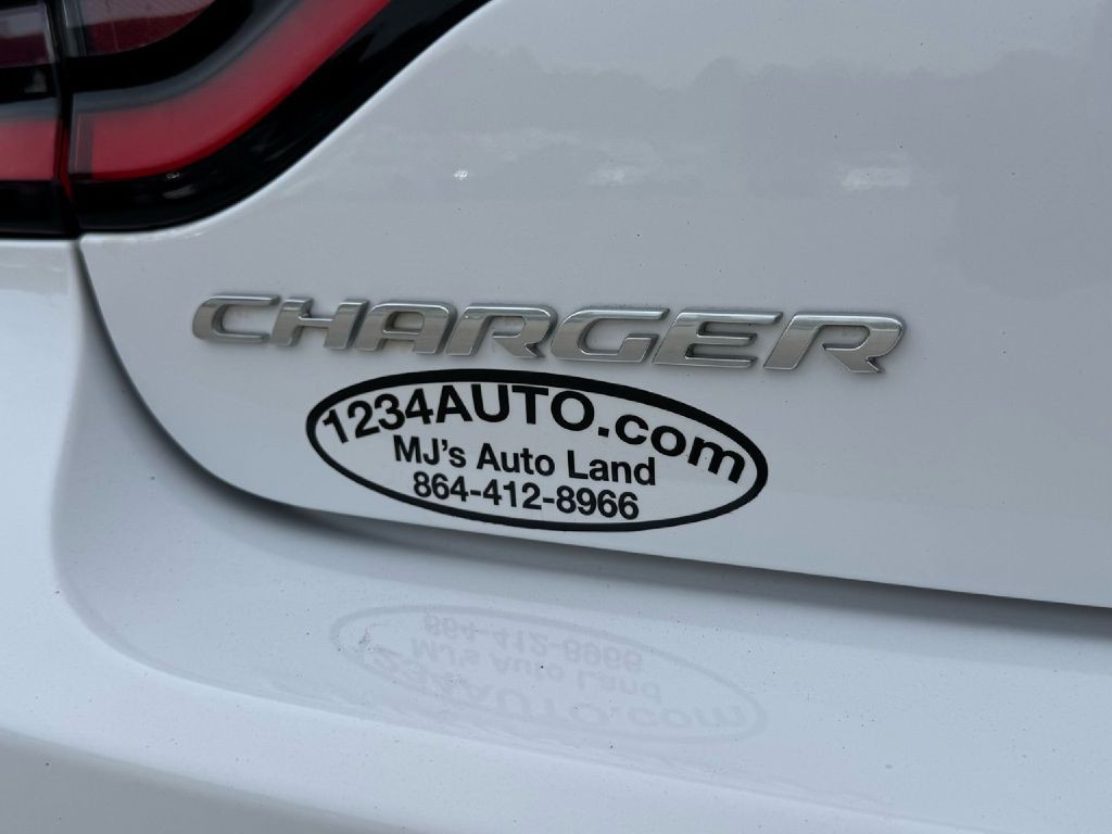 2018 Dodge Charger Image 17