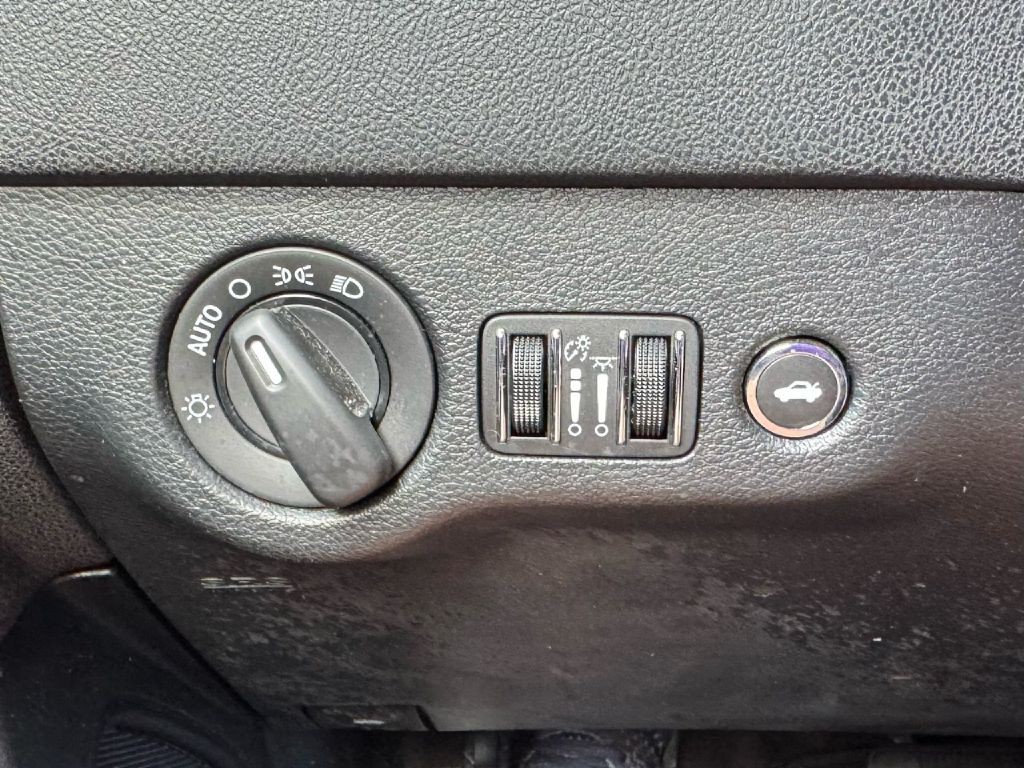 2018 Dodge Charger Image 37