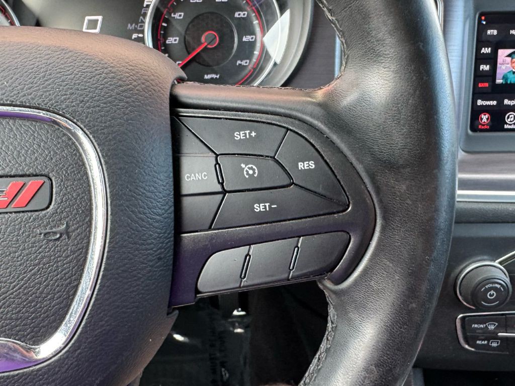 2018 Dodge Charger Image 38