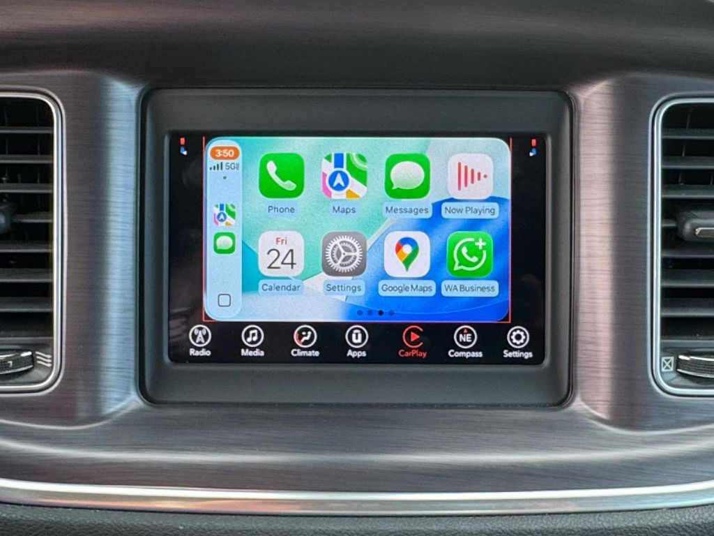 2018 Dodge Charger Image 40