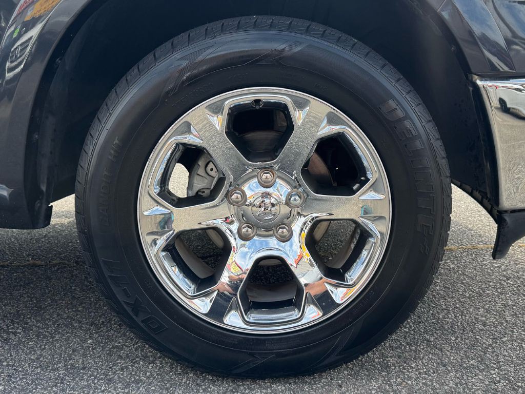 2017 RAM 1500 Image 7