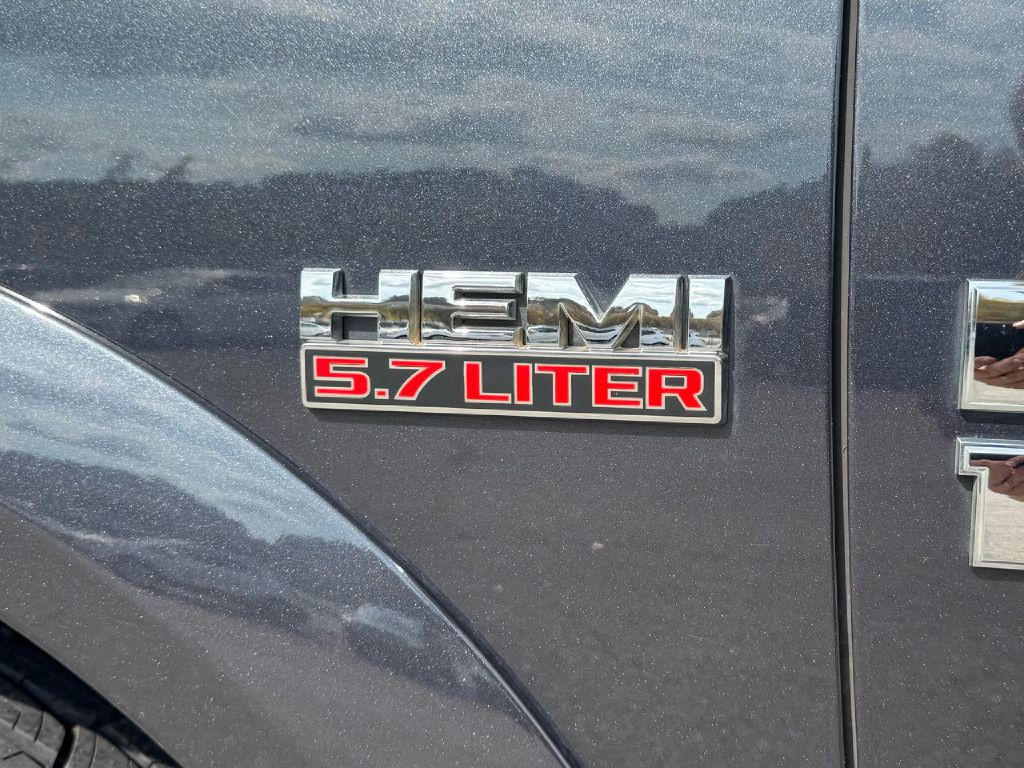 2017 RAM 1500 Image 8