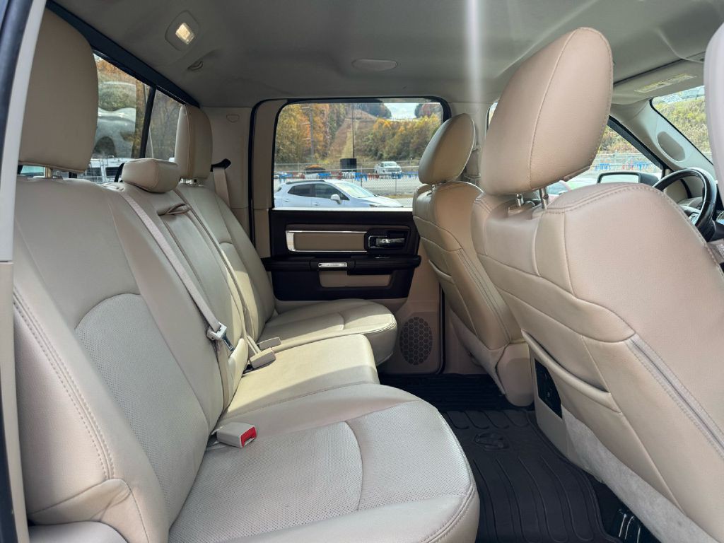 2017 RAM 1500 Image 17