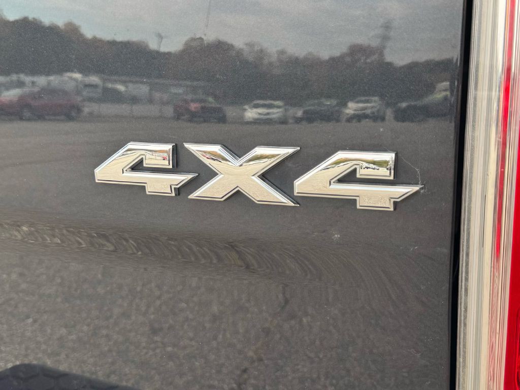 2017 RAM 1500 Image 23