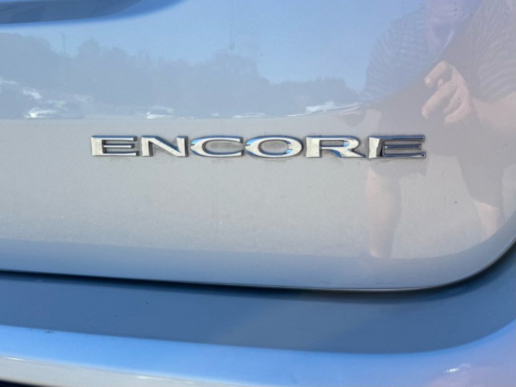 2021 Buick Enclave Image 17