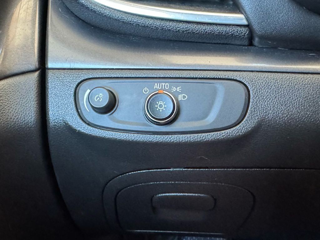 2021 Buick Enclave Image 37