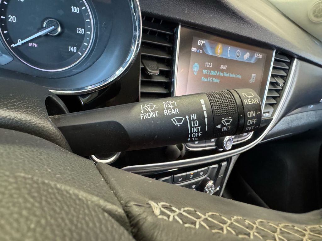 2021 Buick Enclave Image 38