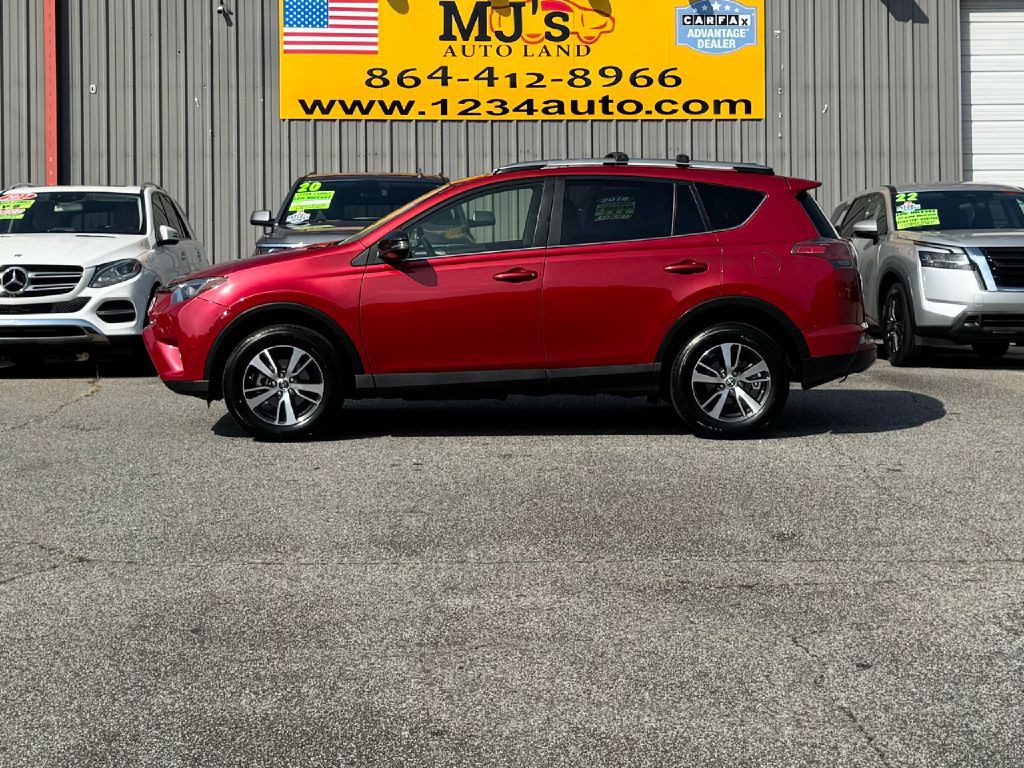 2017 Toyota Rav4 Image 2