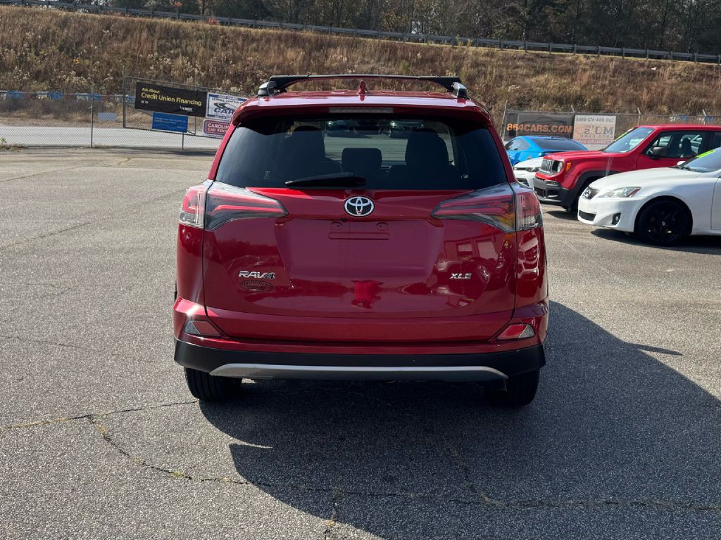 2017 Toyota Rav4 Image 12