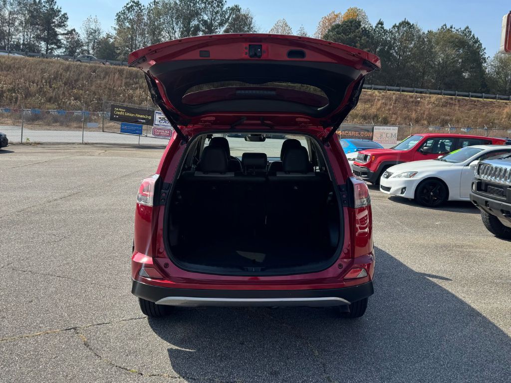 2017 Toyota Rav4 Image 13