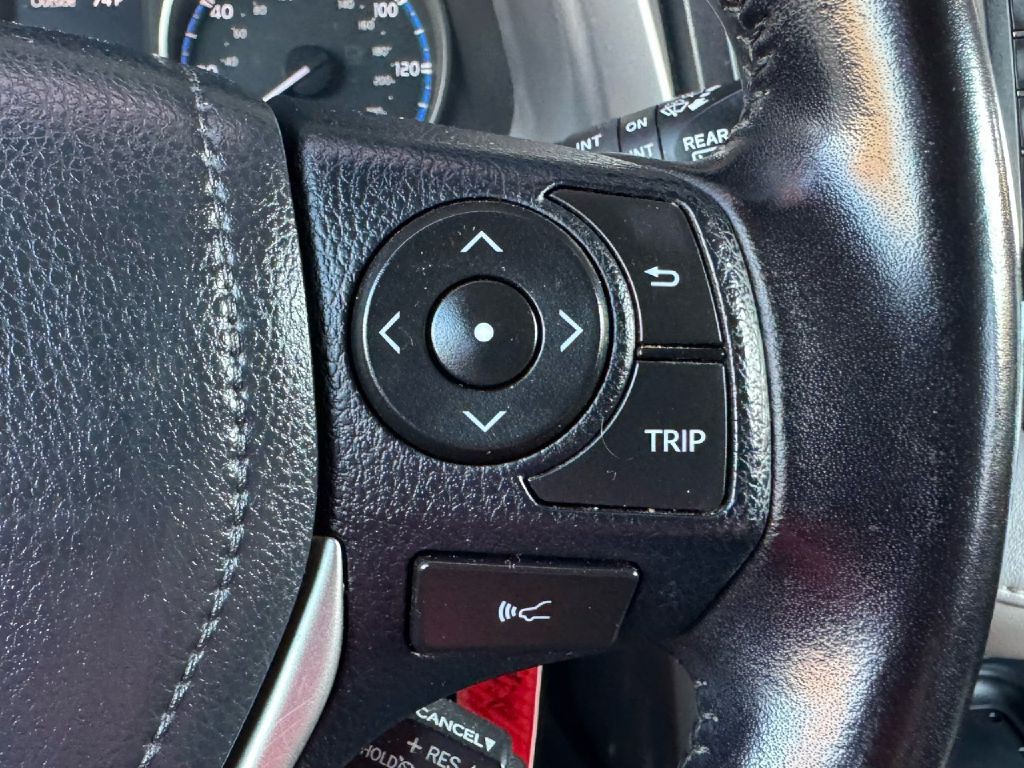 2017 Toyota Rav4 Image 38