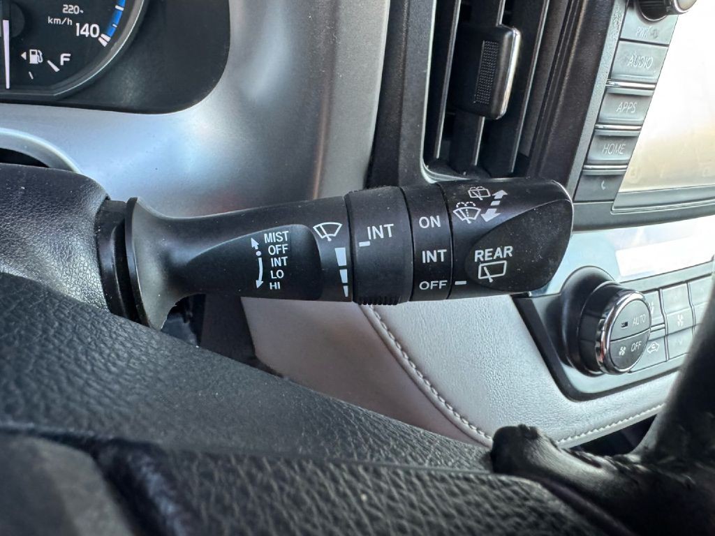 2017 Toyota Rav4 Image 39