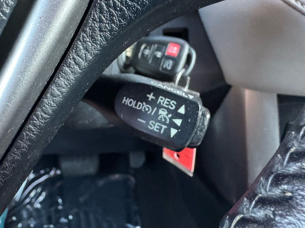 2017 Toyota Rav4 Image 40