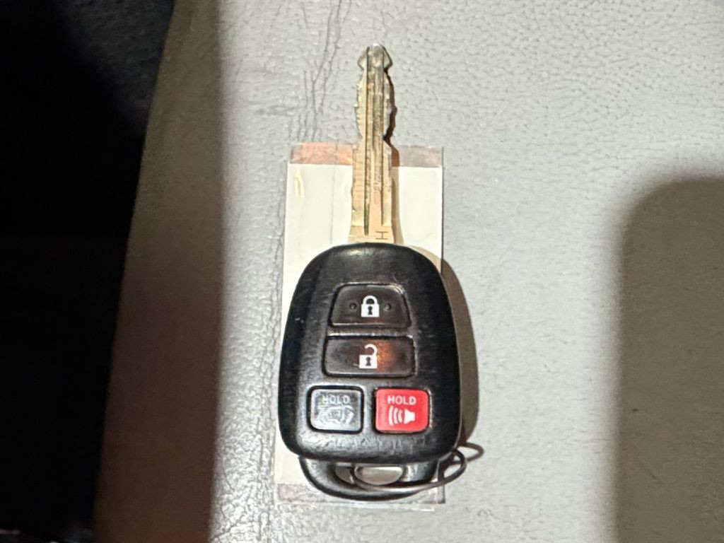 2017 Toyota Rav4 Image 54