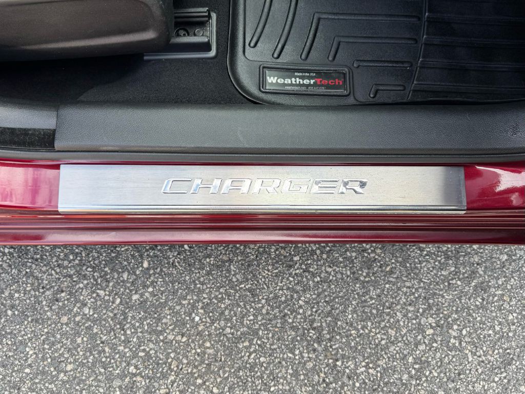 2021 Dodge Charger Image 8