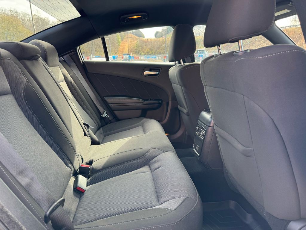 2021 Dodge Charger Image 11