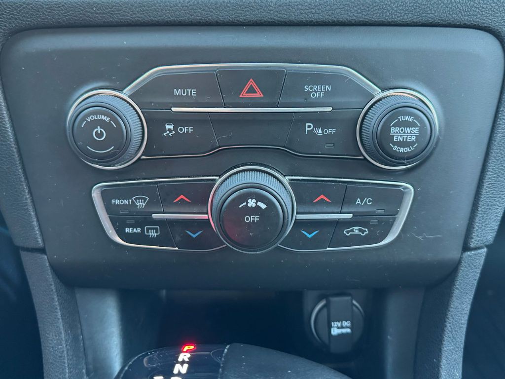 2021 Dodge Charger Image 46