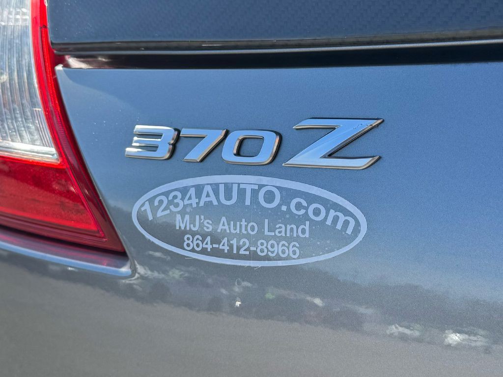 2011 Nissan 370Z Image 20