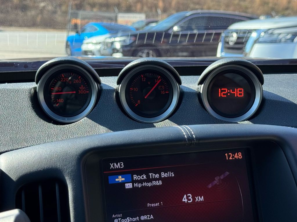 2011 Nissan 370Z Image 45