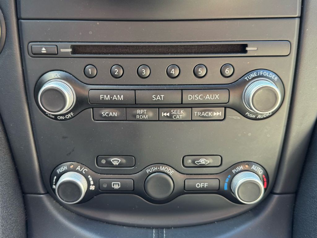 2011 Nissan 370Z Image 51