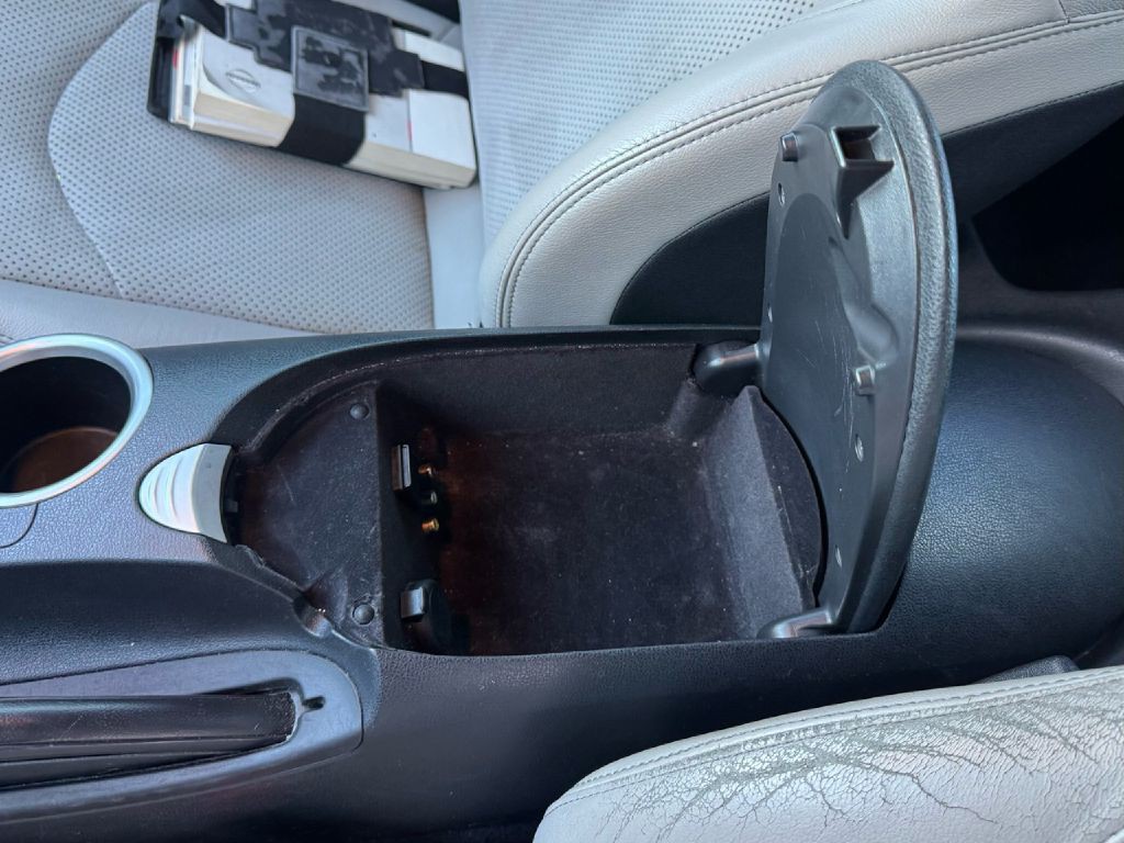 2011 Nissan 370Z Image 54