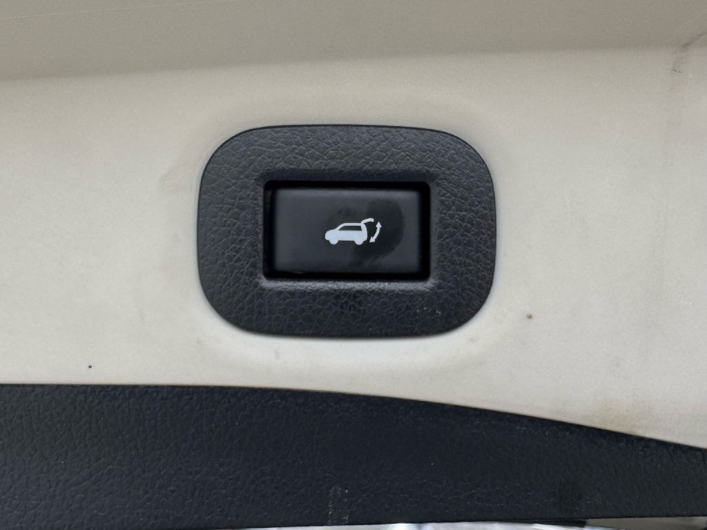 2019 Nissan Rogue Image 15