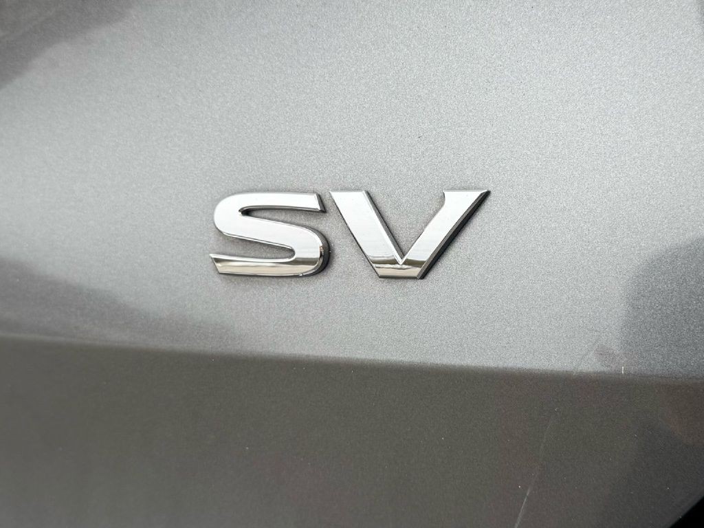 2019 Nissan Rogue Image 16