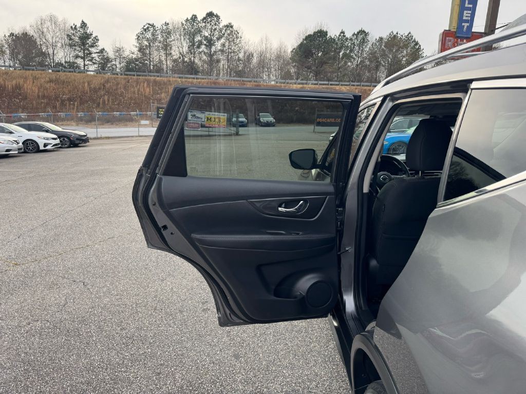 2019 Nissan Rogue Image 20