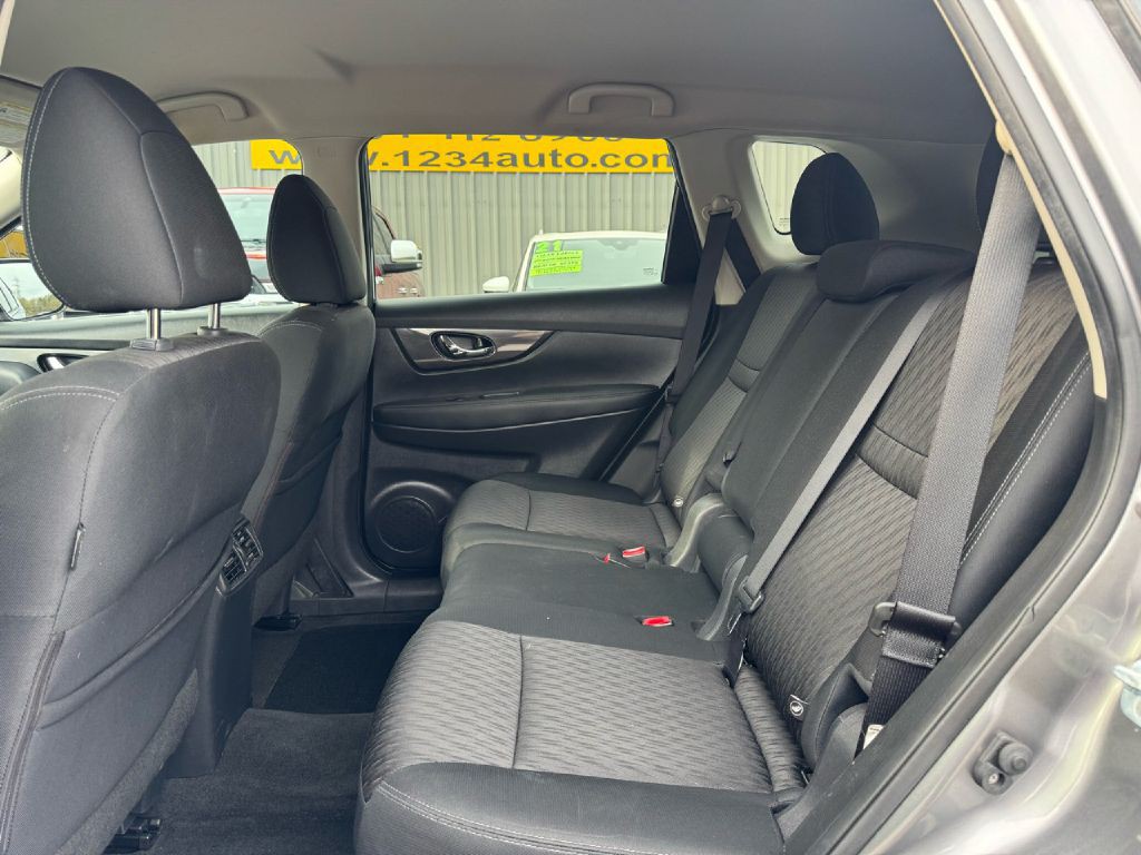 2019 Nissan Rogue Image 21