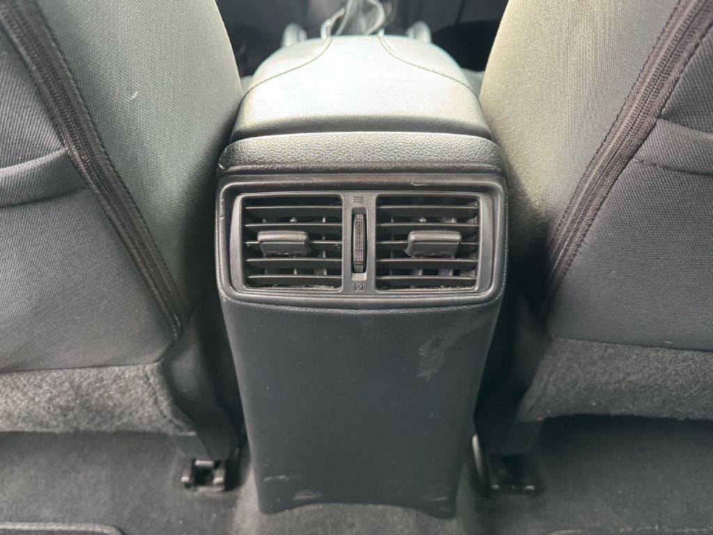 2019 Nissan Rogue Image 22