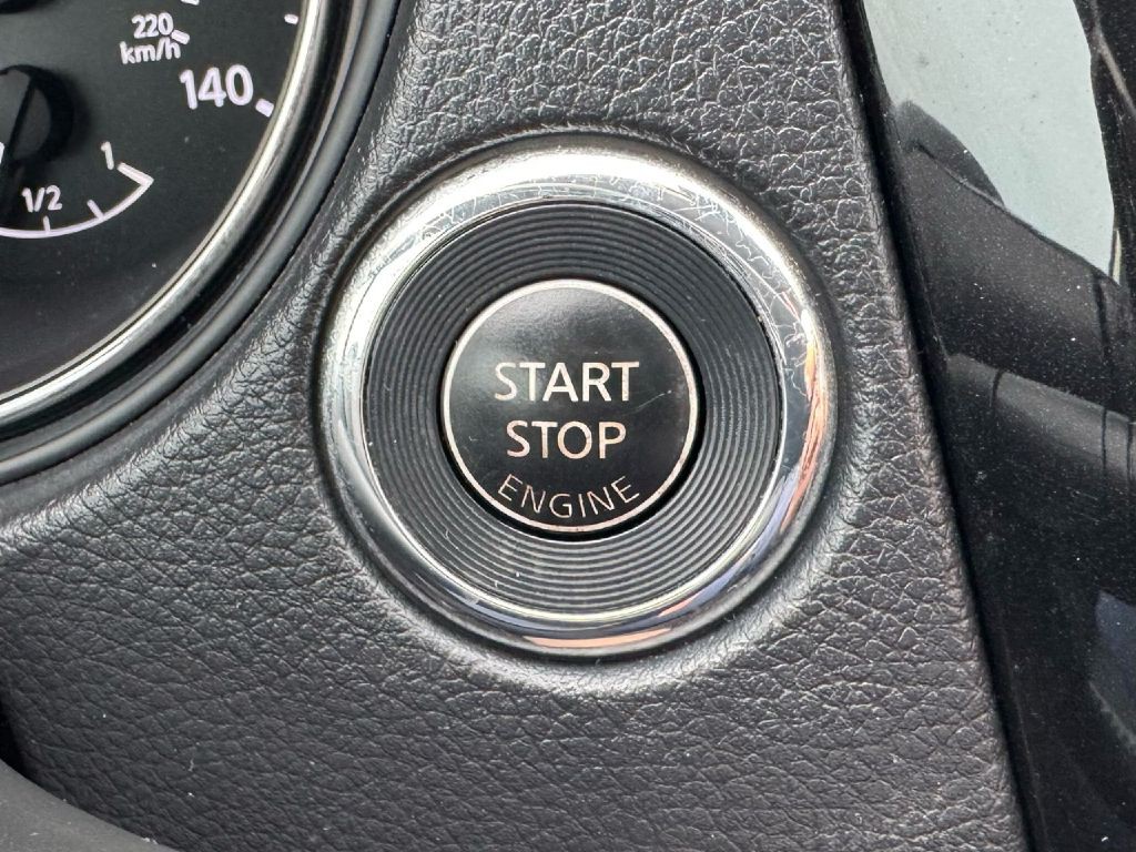 2019 Nissan Rogue Image 46