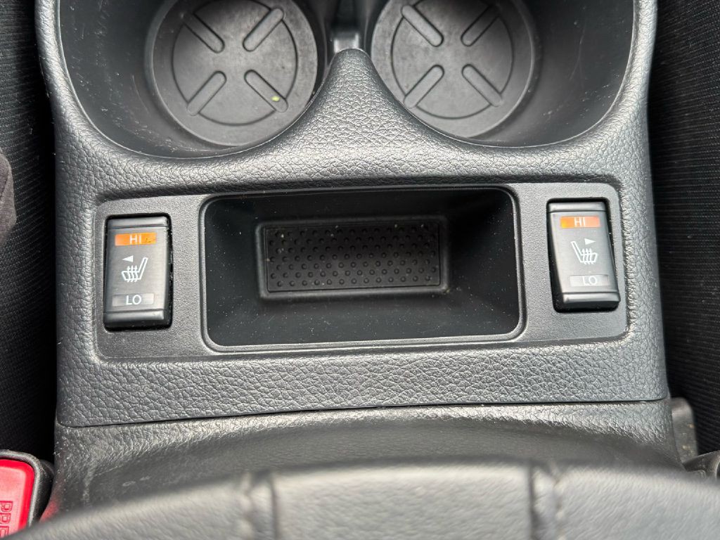 2019 Nissan Rogue Image 50