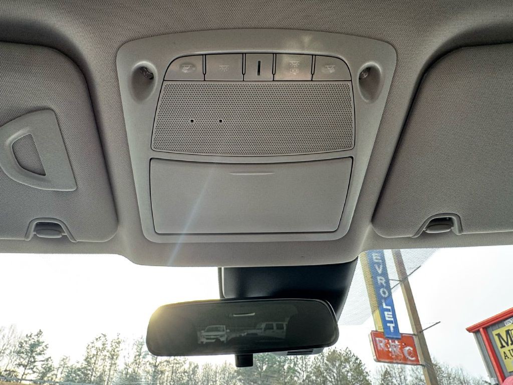 2019 Nissan Rogue Image 53