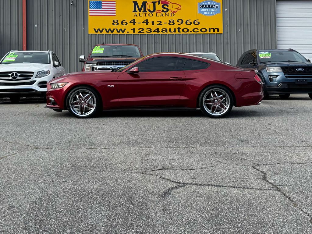 2016 Ford Mustang Image 2