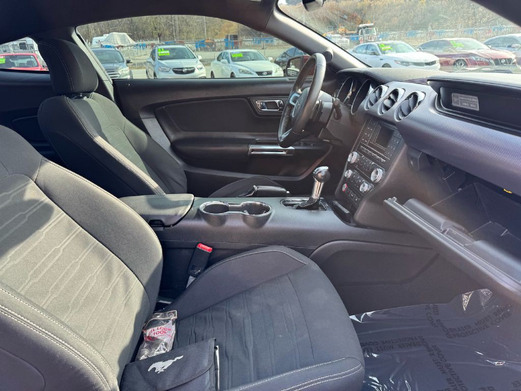 2016 Ford Mustang Image 10