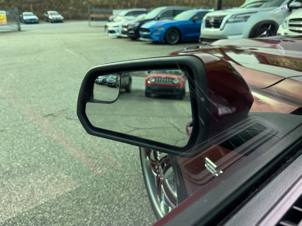 2016 Ford Mustang Image 24