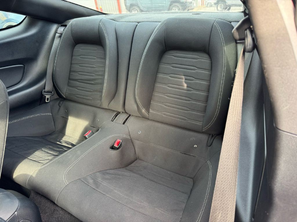 2016 Ford Mustang Image 27