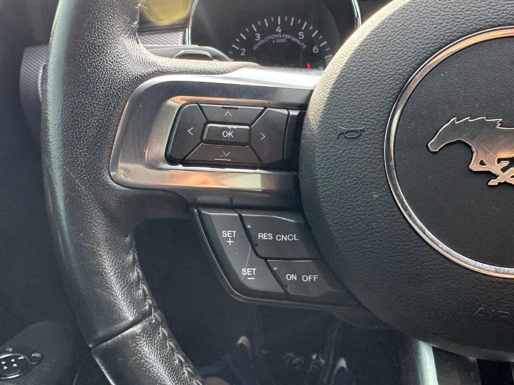 2016 Ford Mustang Image 38